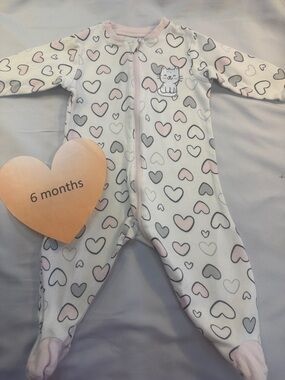 Tuffy Heart Pattern Baby Onesie/sleeper